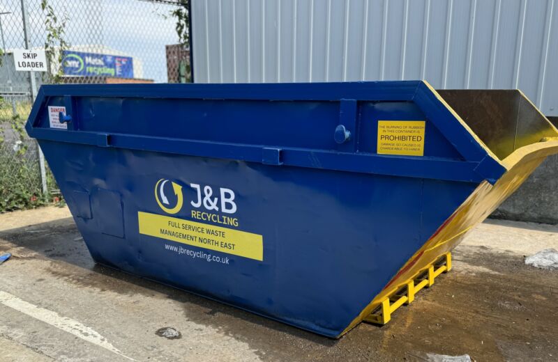 J&B Recycling, skip hire, 8 yard open skip